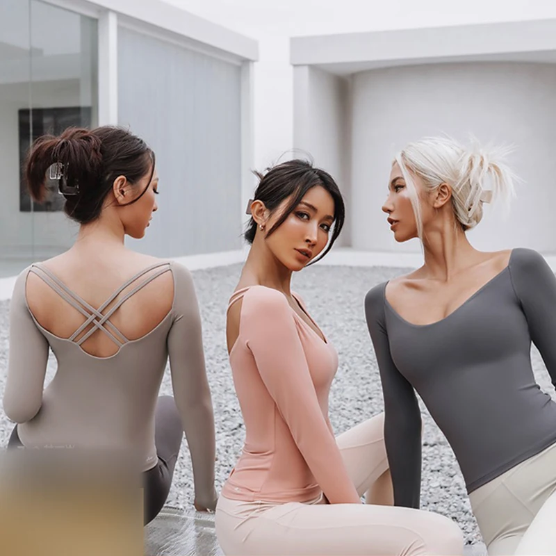 

2021 custom long sleeved sports top sexy beauty back yoga suit quick dry tights fitness suit seamless gym wear, Customized colors