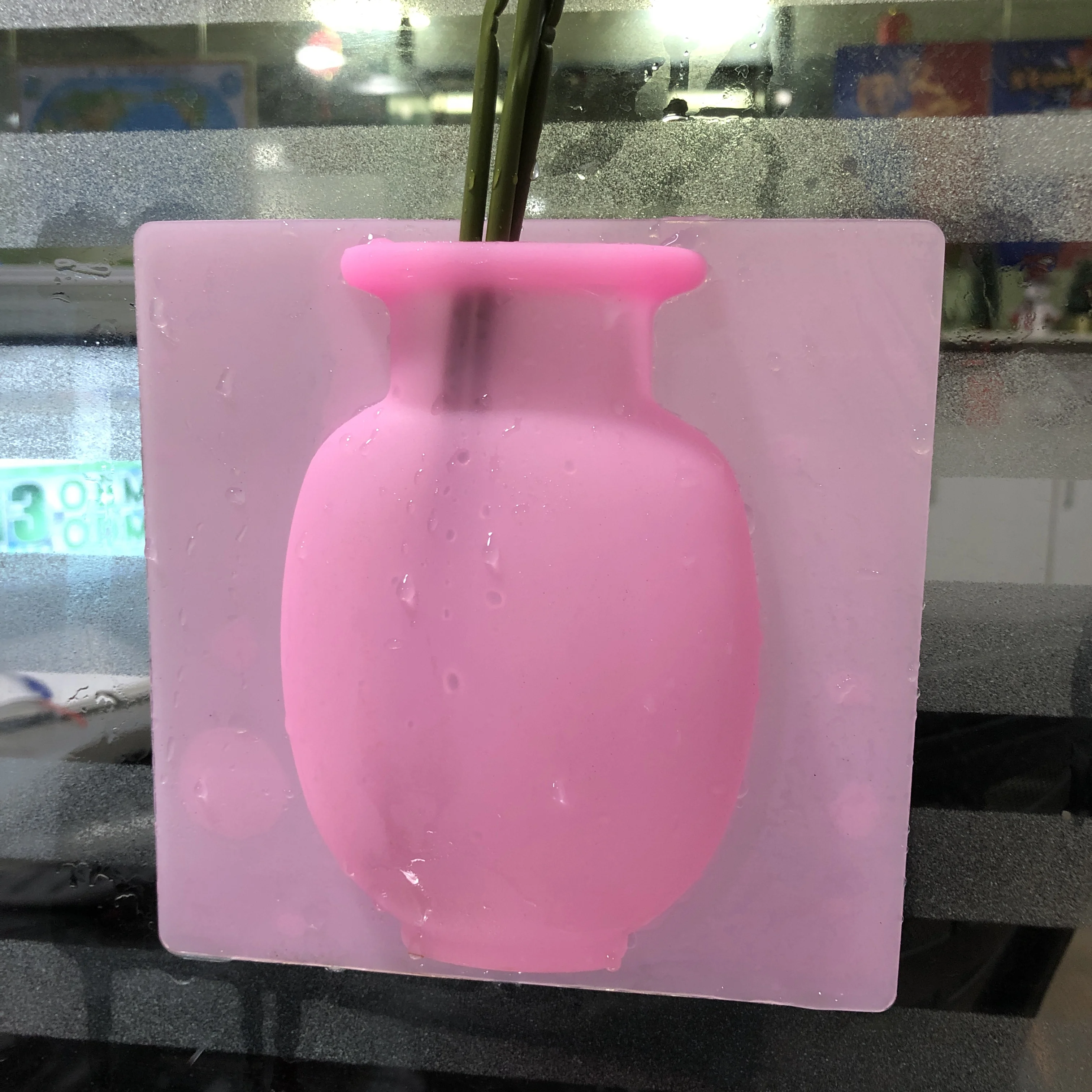 

Removable Self-Adhesive Creative Wall Hanging Silicone Magic Vase, Pink, light blue, clear,white, red;other colors can be done