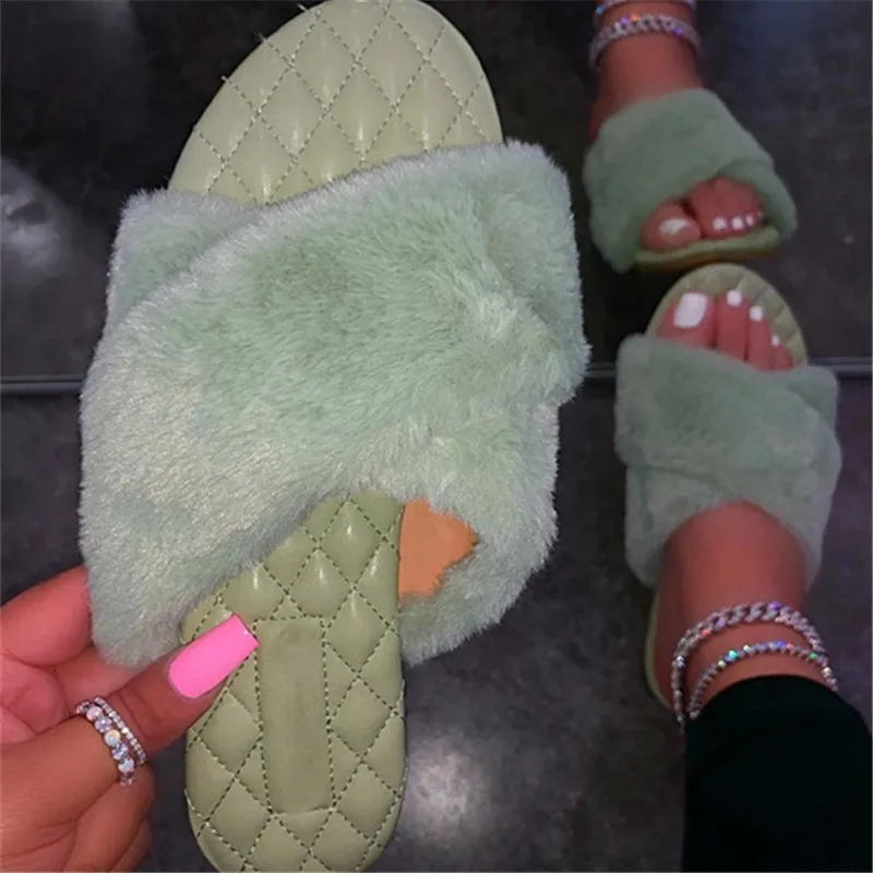 

Women's Flat 2020 Sandal Winter Fur Slide House Fluffy Slipper Outdoor Wholesale New Fashion Ladies Women's Casual Shoes Sandals