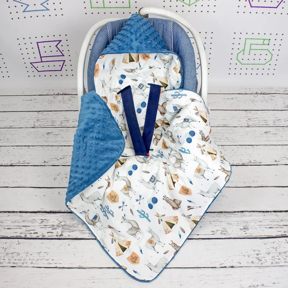 

100% Organic Cotton Printing Knitted Car Seat Travel Baby Hooded Blanket