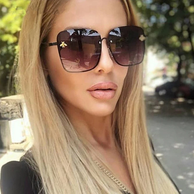 

Luxury Fashion Square Frame Shades Oversized Sun Glasses Women 2021 Trendy Vintage Rimless Designer Bee Sunglasses For Ladies, As show /custom colors