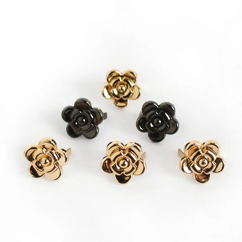 

Meetee BF765 12mm Custom Rose Flower Buckles Alloy Clasp Hook Decorative Shoes Rivet Clip for Garment Bag Screw Ring Nail Buckle