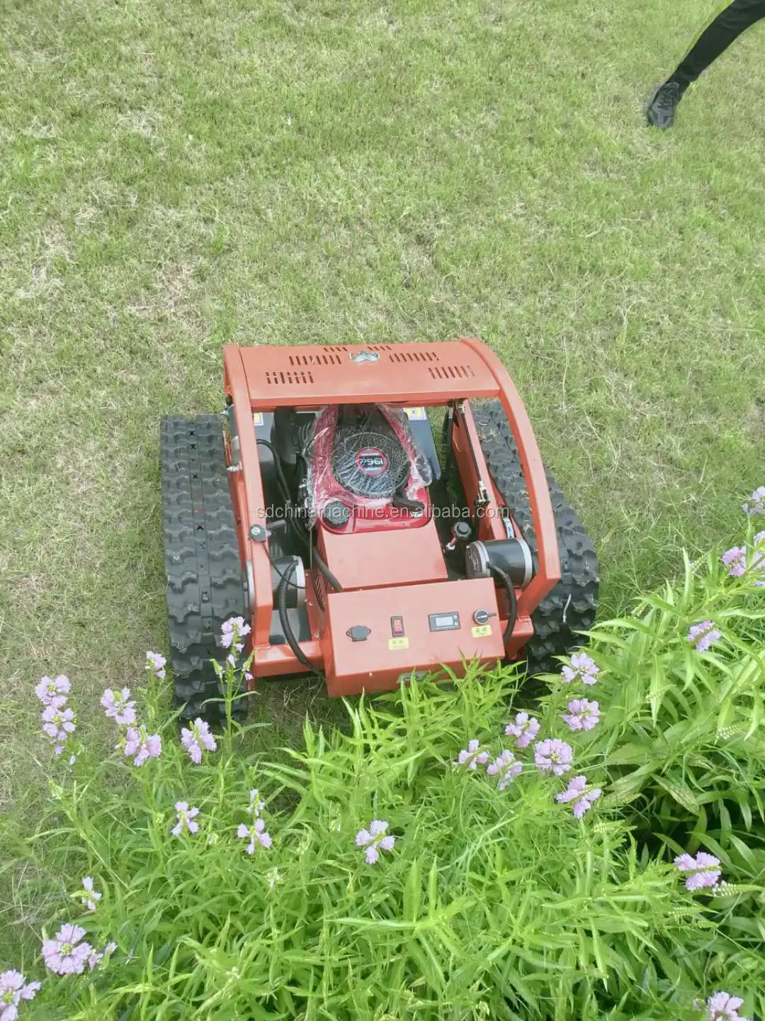 2020 Gasoline Remote Control Lawn Mower And Robot Lawn ...