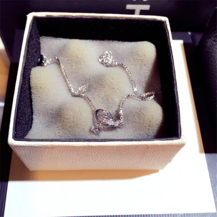 

2021 new Korean fashion bracelet trend exquisite light luxury inlaid rhinestone all-match bracelet female, Silver,gold or custom