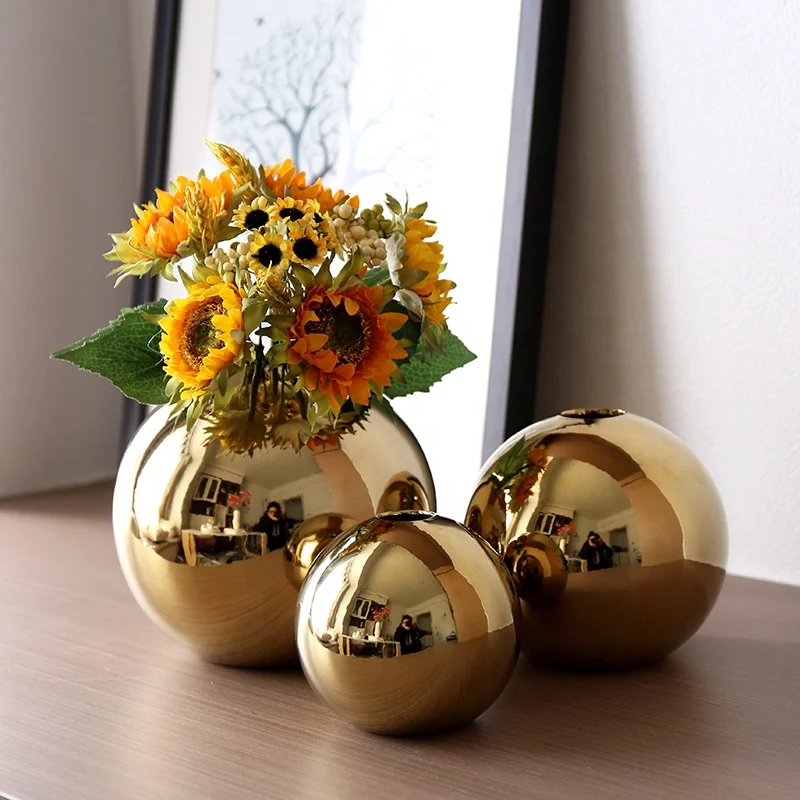 

Nordic Home Decor Ceramic Ball Shape White and Gold Vase,Luxury Gold Ceramic Vases for Wedding Centerpieces
