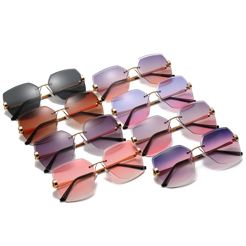

2022 Fashion Crystal Rimless Ocean Color Polygon Sun Glasses Women Vintage Trendy UV400 Sunglasses, Picture show