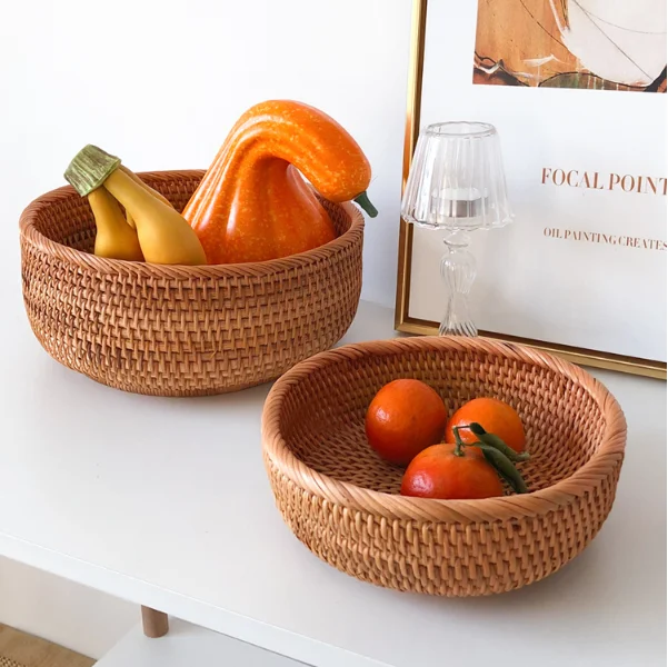 

High Quality Handmade Natural Rattan Woven Fruit Food Tray Wicker Snack Storage Box Round Fruit Basket