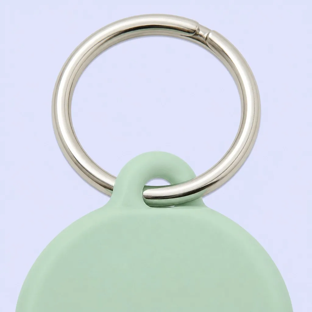 Top view close-up of the keychain ring and mint tag loop