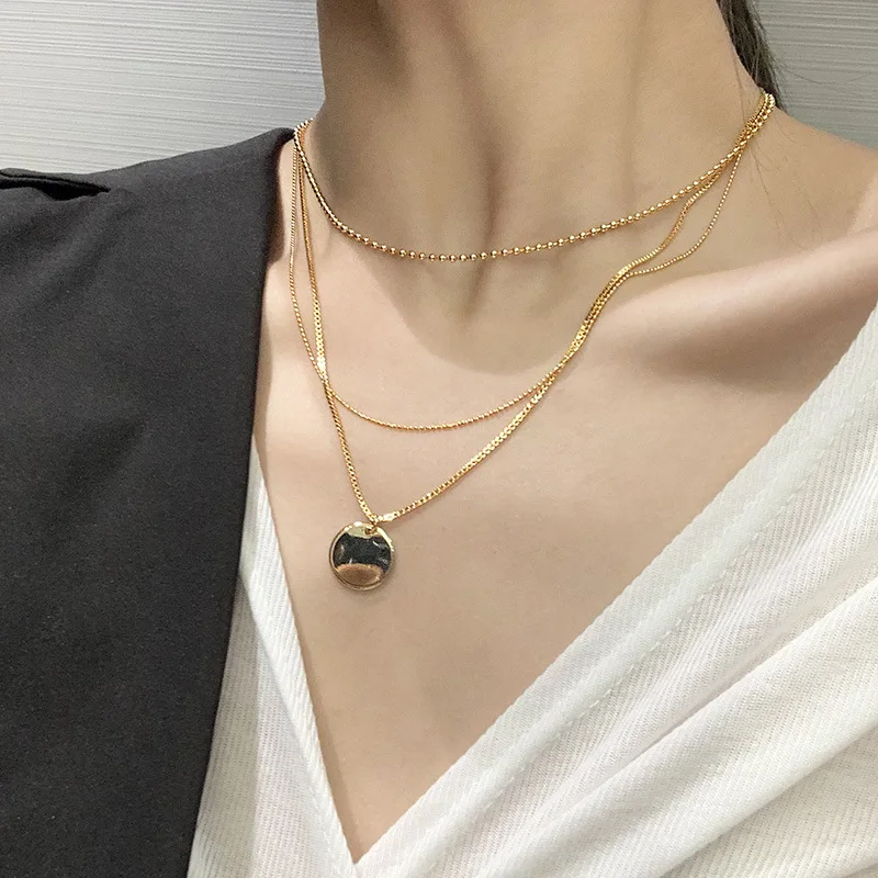 

OUYE 2021 European And American Disc Clavicle Necklace Female Fashion Simple Design Alloy Clavicle Chain, Color