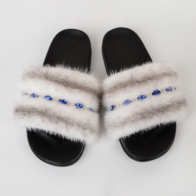 

Jtfur Wholesale Woman Strap Luxury Outdoor Mink Fur Sandals Slipper with Diamond, Customized color