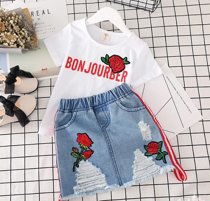 

New Boutique Summer toddler Girls clothing set flower appliqued t shirt + denim skirt 2 pcs Clothing Set for girls, Picture shows