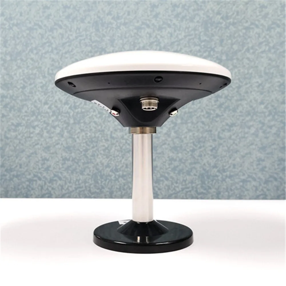 
Designed with the ZED-F9P F9 module, the RTK high-precision GNSS receiver can be used as a base station and rove TOPGNSS TOP100 