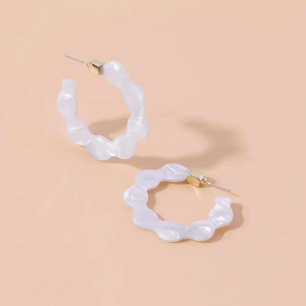 

Exquisite Simple C Shape Acrylic Acetate Sheet Hoop Earrings White Circle Lace Acrylic Earring