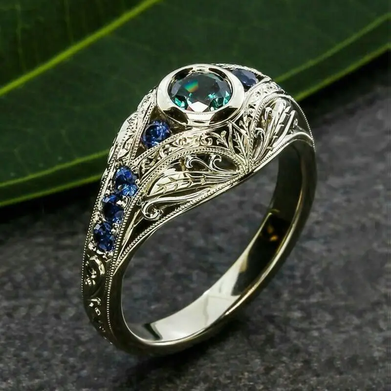 

Vintage Women Rings Three Stone Cluster Wedding Engagement Rings Silver Color Rhinestone Crystal Ring Fashion Jewelry