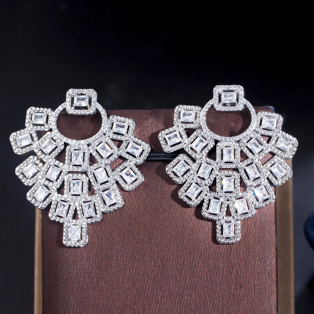 Sparking White Trapezoid Cubic Zircon Crystal Women's Delicate Geometric Big Drop Earrings for Wedding Prom Jewelry Accessories