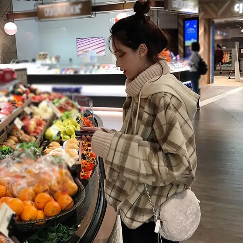 

2021 autumn and winter new stitching sweater hooded female Korean student loose high collar jacket long sleeve top ins trend, Picture color