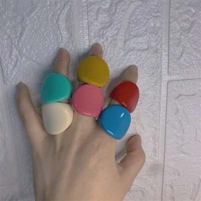 

Newest Jewelry Multi Color Stackable Resin Acrylic Rings Wide Thick Geometric Band Finger Rings For Women Girls
