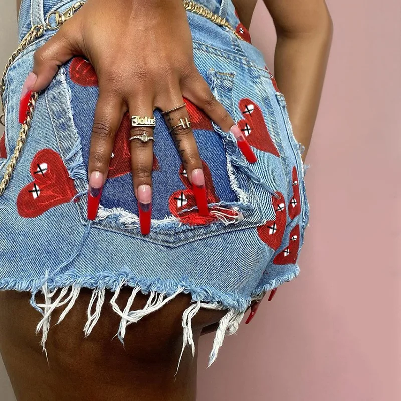 

Wholesale Fashion Women's Cute Style Love Print Denim Pants Mini Sexy Shorts