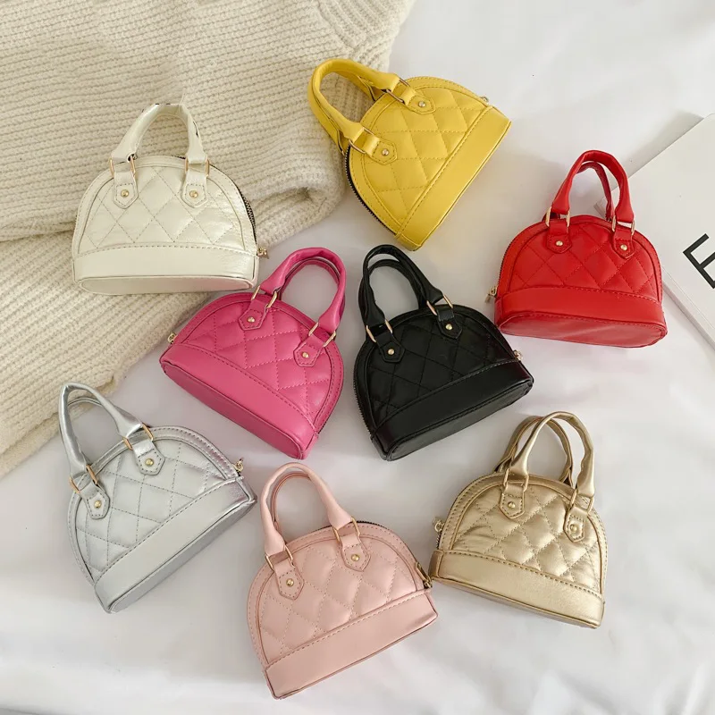 

Korean version children's new fashion girl diagonal span small bag cute mini princess chain bag shell bag