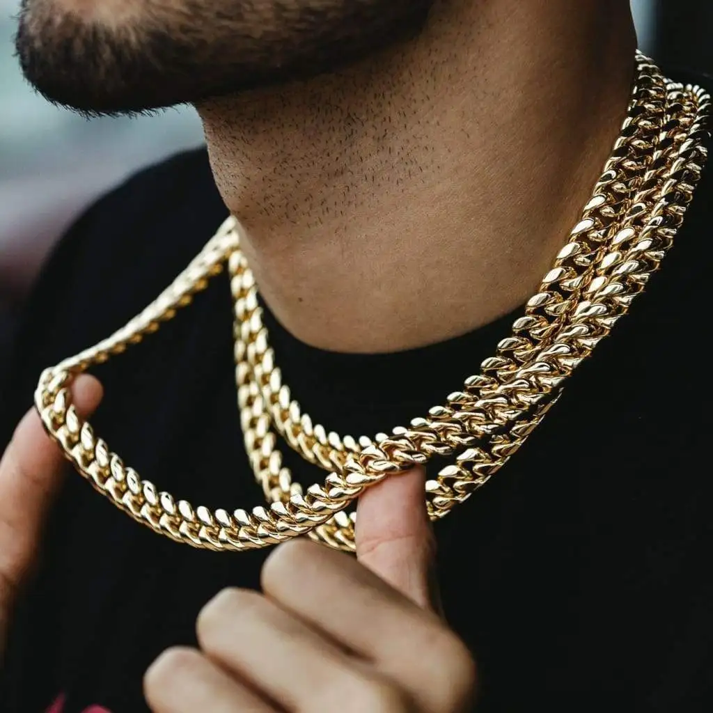 

Mens Solid 18k Yellow Gold Chain Cuban Link Chains