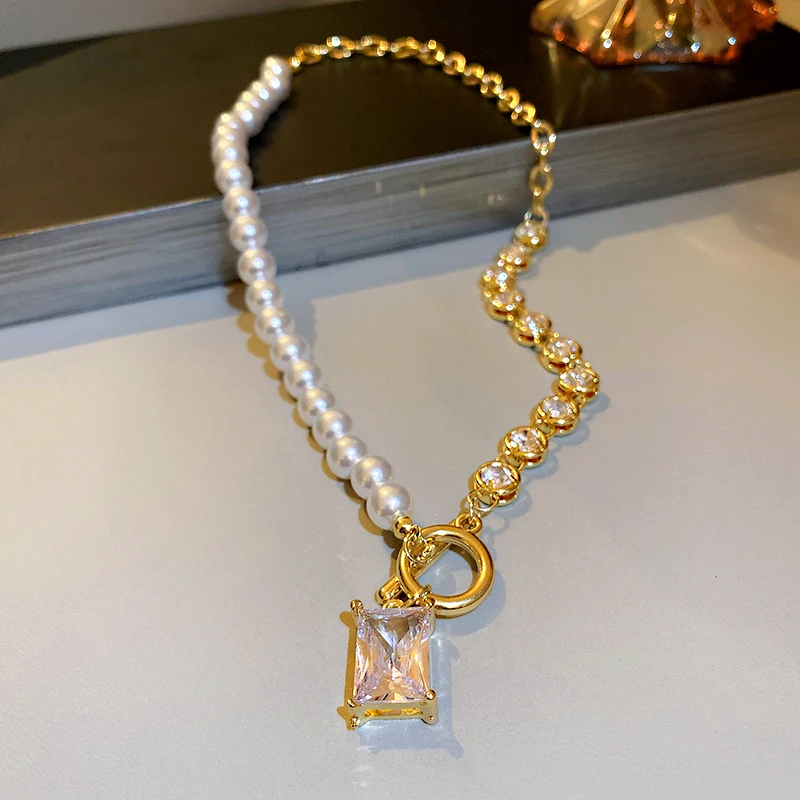 

fashion crystal splicing pearl curb t bar necklace for party