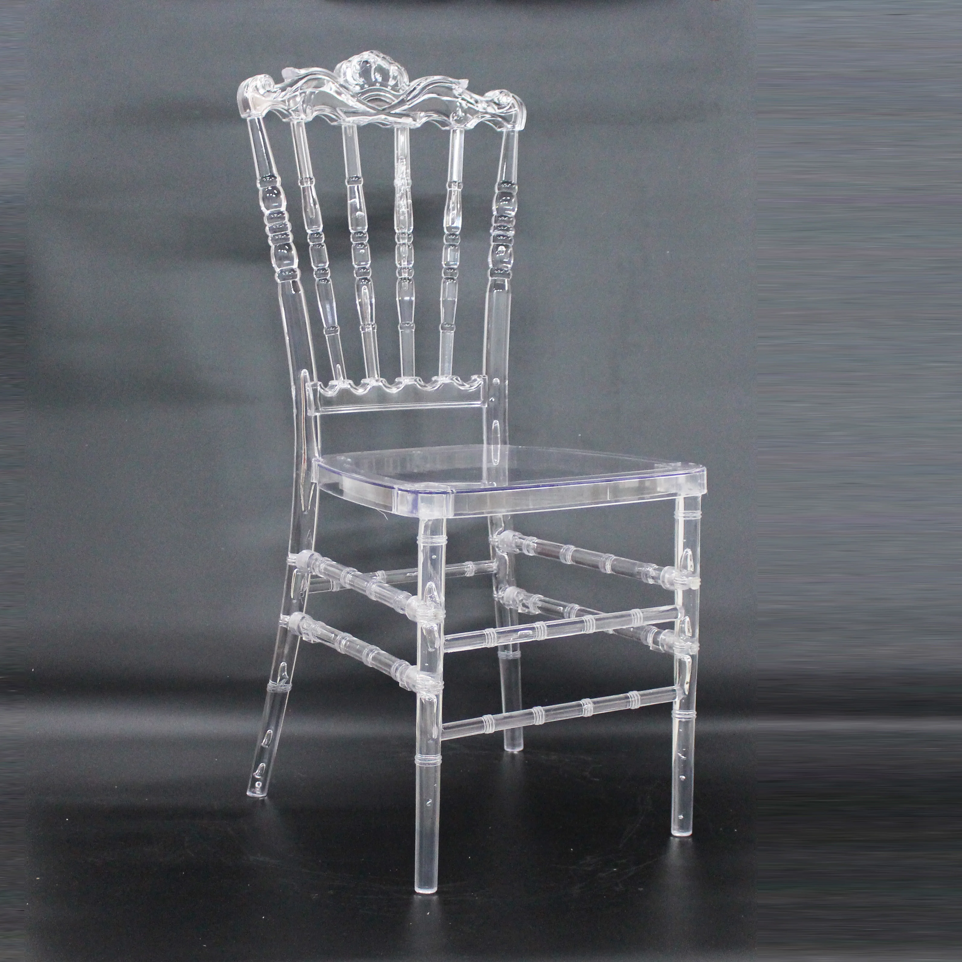 

Modern Crystal Clear Transparent Plastic Wedding Chair for Banquets Events Parties Restaurants Made Durable Resin Material