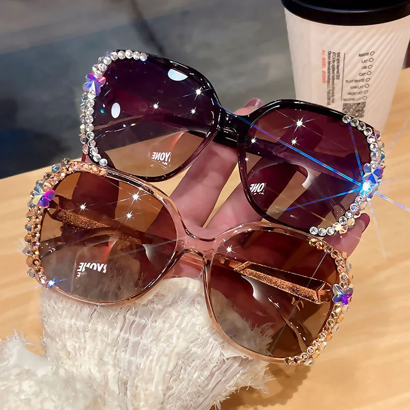 

2023 Lunettes De Soleil Mode Polarized Sun Glasses Large Frame Shades Anti UV400 Butterfly Rhinestone Sunglasses