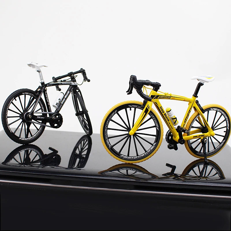 1:10 alloy action figure finger kids toys rode bike model die