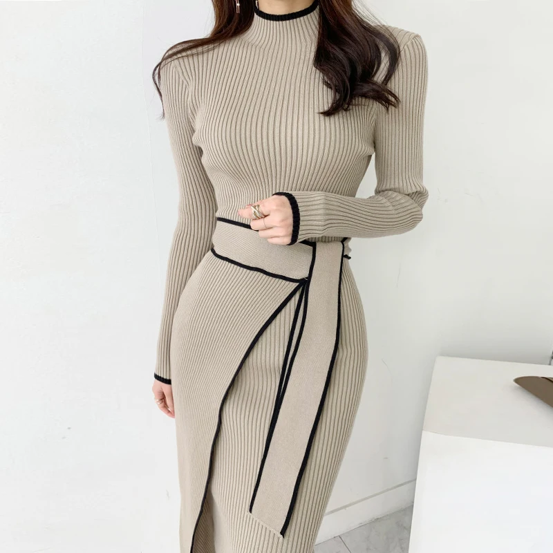 Wholesale 2026 Autumn New Chic Elegant Stand-up Collar Contrast Color Bandage Waist Slimming Long-sleeved Knitted Dress