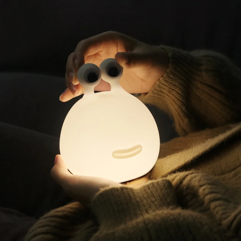 2019 New Released Soft Silicone Slug Night Light
