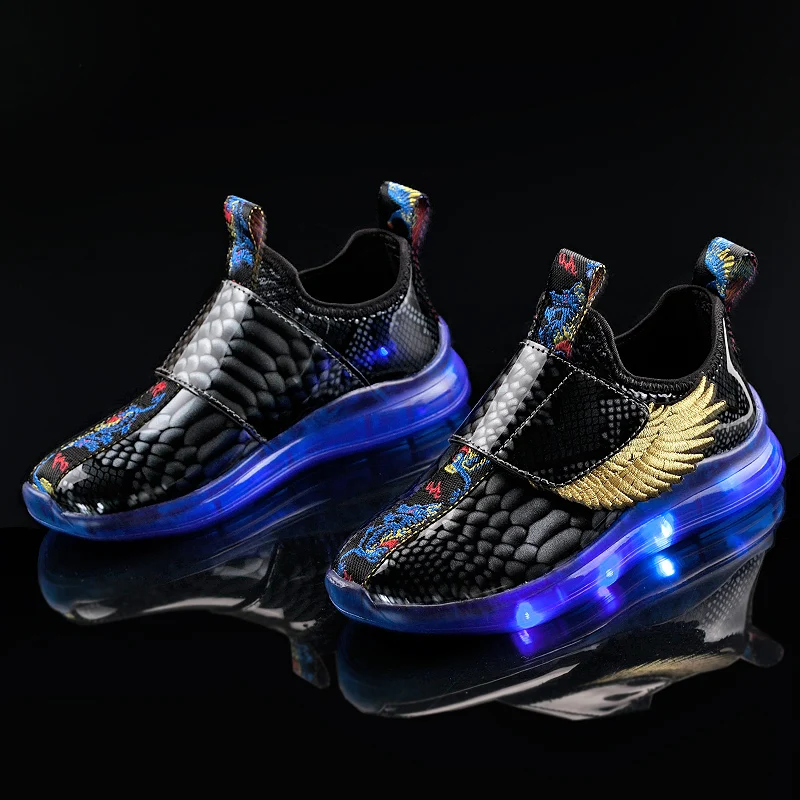 

Dropship PVC Leather Wings Kids LED Light Shoes Sneakers for Boys and Girls