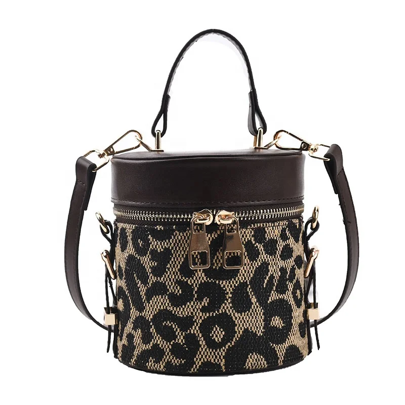 

Fashion Leopard Printing PU Cross Shoulder with Chain Strap Weekender Bag Women Mini Bucket Purse Handbags