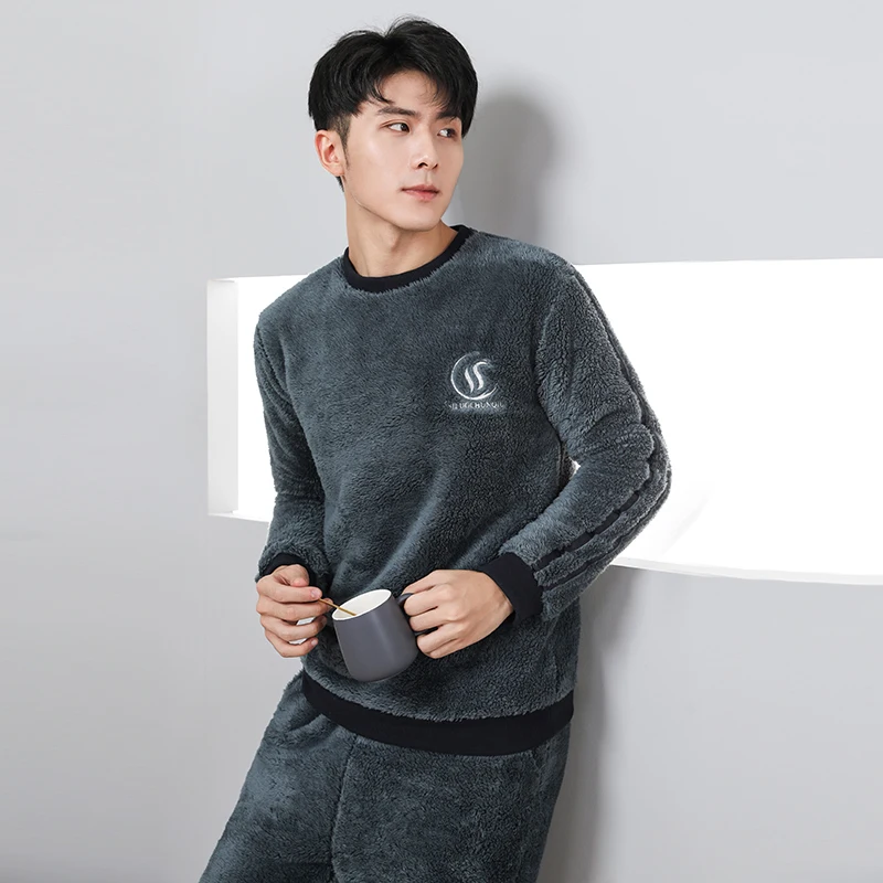 

Wholesale Pajamas Men Warm Winter Sleep Pyjamas Sets plush fleece Male Sleepwear