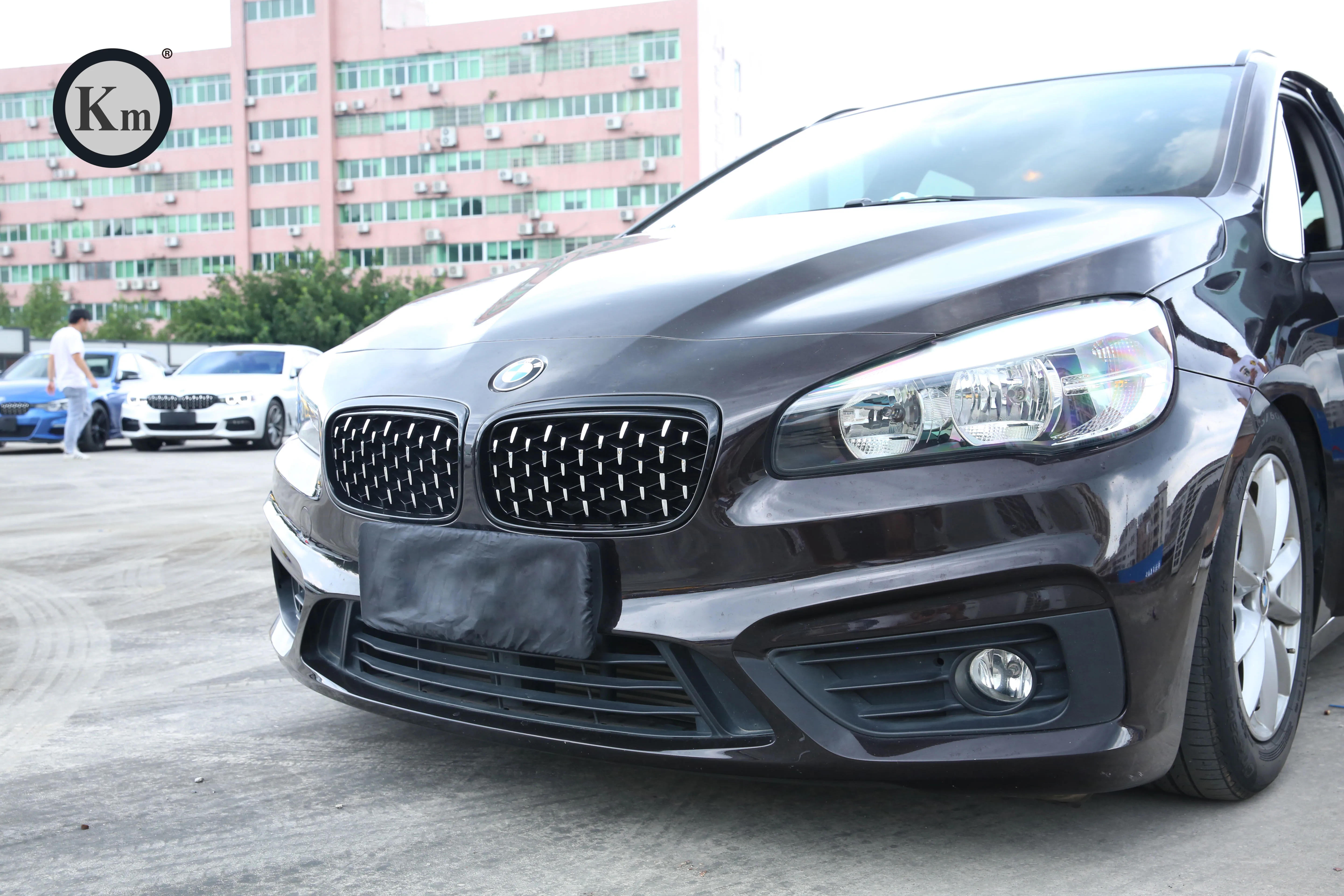 km for bmw active tourer 2014-2018 f45 2 系列前保险杠格栅钻石