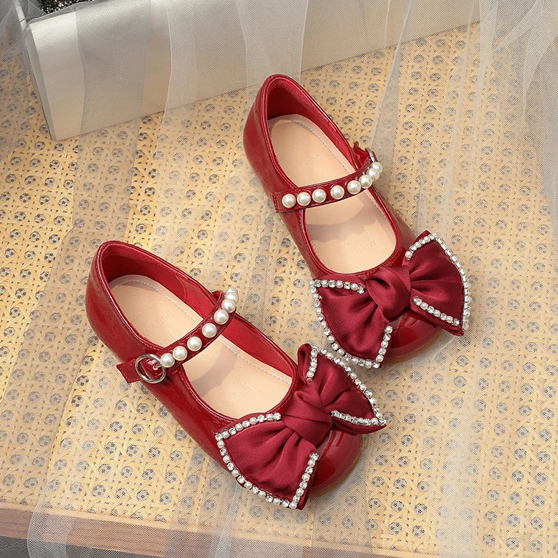 

Girls princess shoes 2021 spring and autumn new children's pearl wedding dress shoes baby fashion crystal party shoes