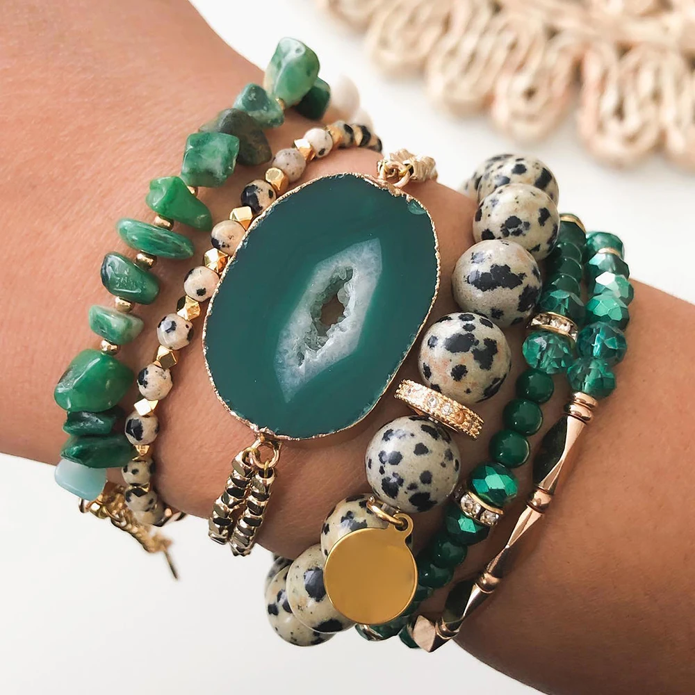 

Emerald Green Druzy Slices And Natura Gemstone Beads Layered Stacking Bracelet For Crystal Protection