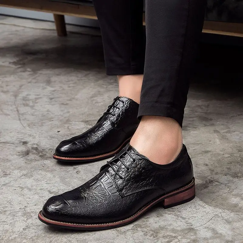 

38-44 Men Dress Business Shoes Pointed Leather Brogue Soft Leisure Footware Casual Flat Loafers Lace-up Moccasins Work Fashion