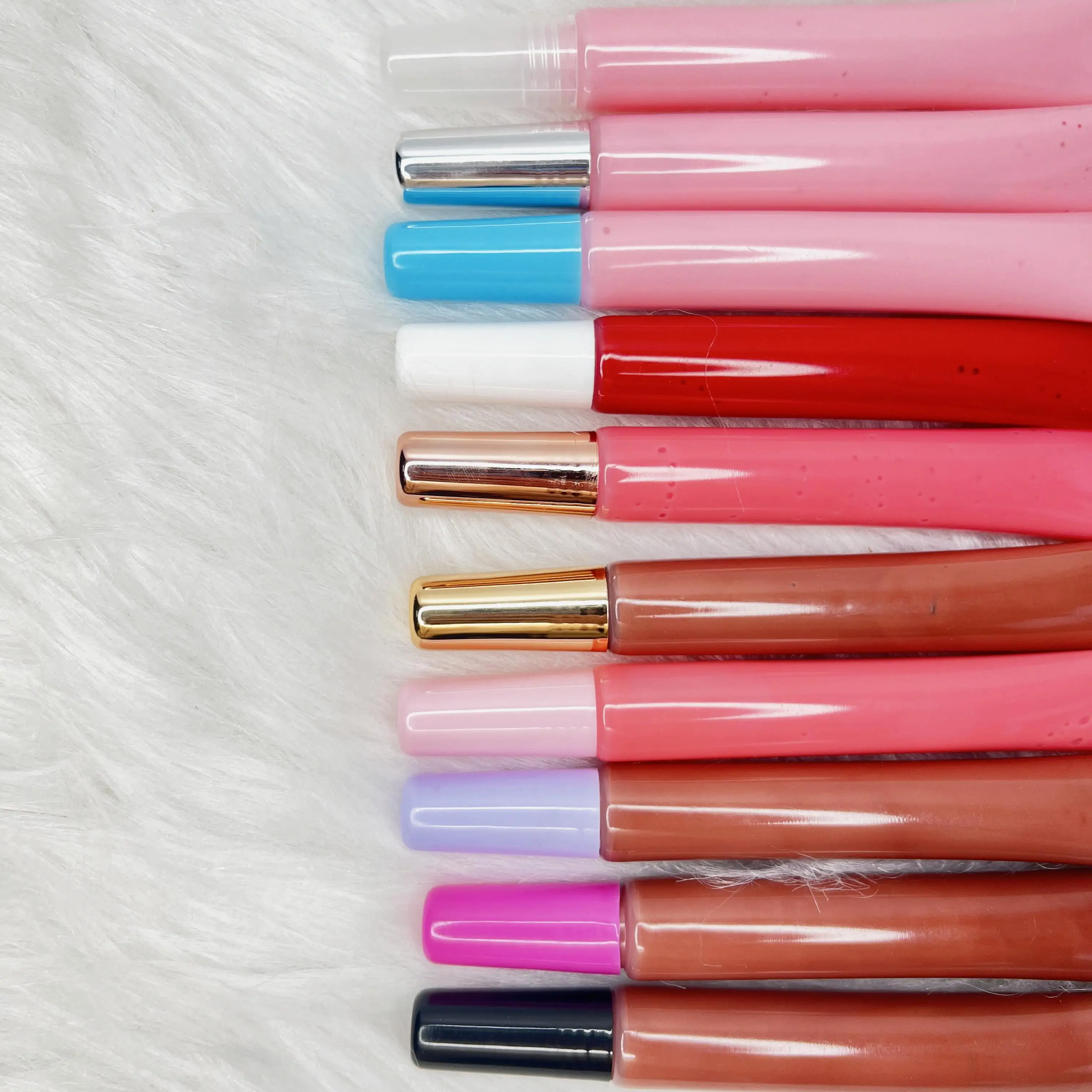 

Custom Logo squeeze lip gloss tubes shiny balm vegan lip gloss with private label