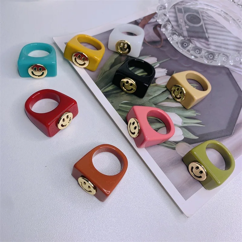 

Ding yi New ins net red same yellow smiley alloy texture ring original personality resin acrylic ring 2021, Colorful