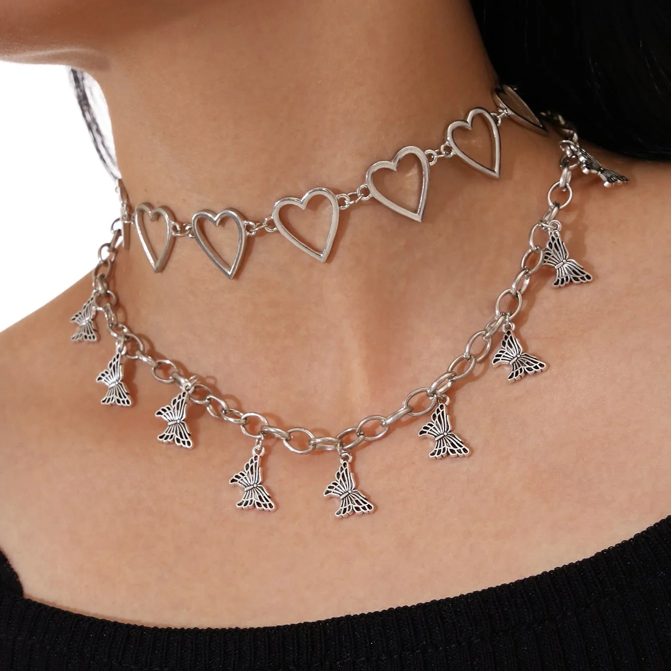 

2pcs Women's Personality fashion heart butterfly pendant chain necklace set