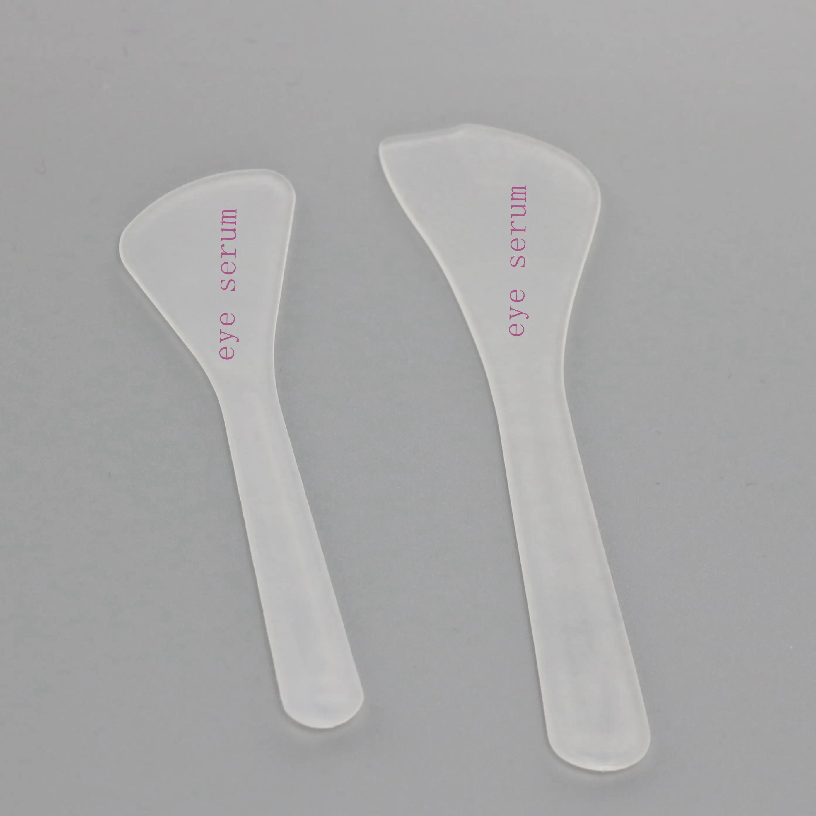 

7cm 8.2cm PP plastic cosmetic spatula,pp spatula, fan shaped plastic spatula, Clear