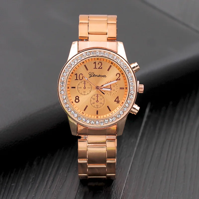 

Hot sale 2Pcs Geneva diamond alloy watch ladies casual jewelry 2022 watch wholesale