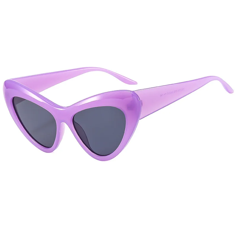 

23738 New Fashion Candy Purple Cat Eye Sunglasses Women Vintage Sun Glasses Female Elegant Gradient Shades 2024