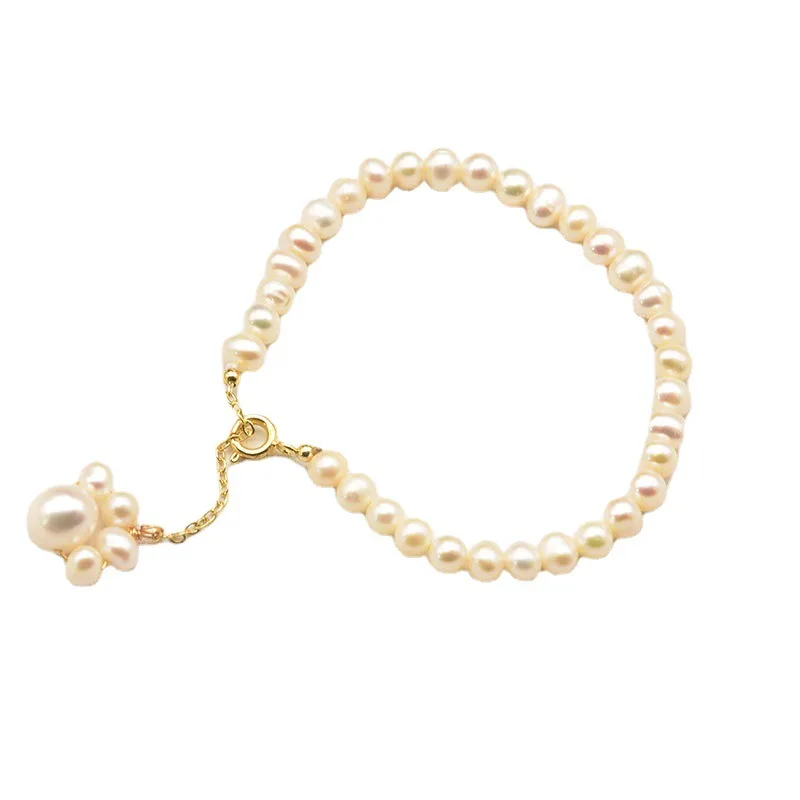 

Sweet and lovely fashion natural freshwater pearl paw bracelet for girls and women