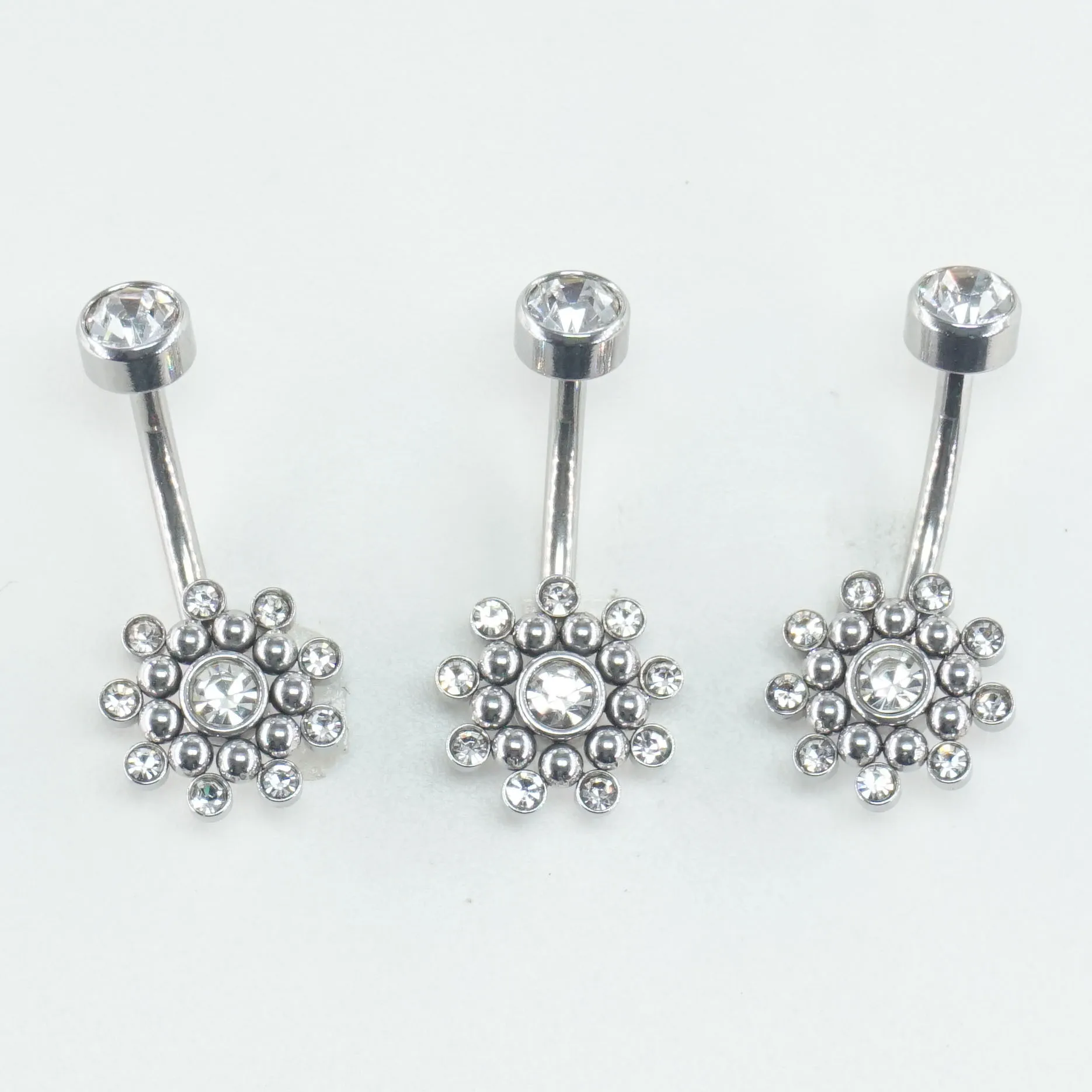 

HOVANCI 4 Body Piercing Jewelry Navel Ring Faux Sunflower Shape Threaded Zircon Curve Weed belly ring, As picture
