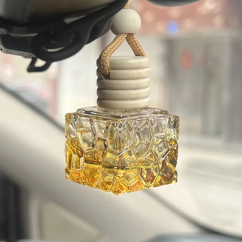 8ml Mini Hanging Car Aromatherapy Bottle Colorful Small Square Perfume Glass Bottle with Wooden Cap