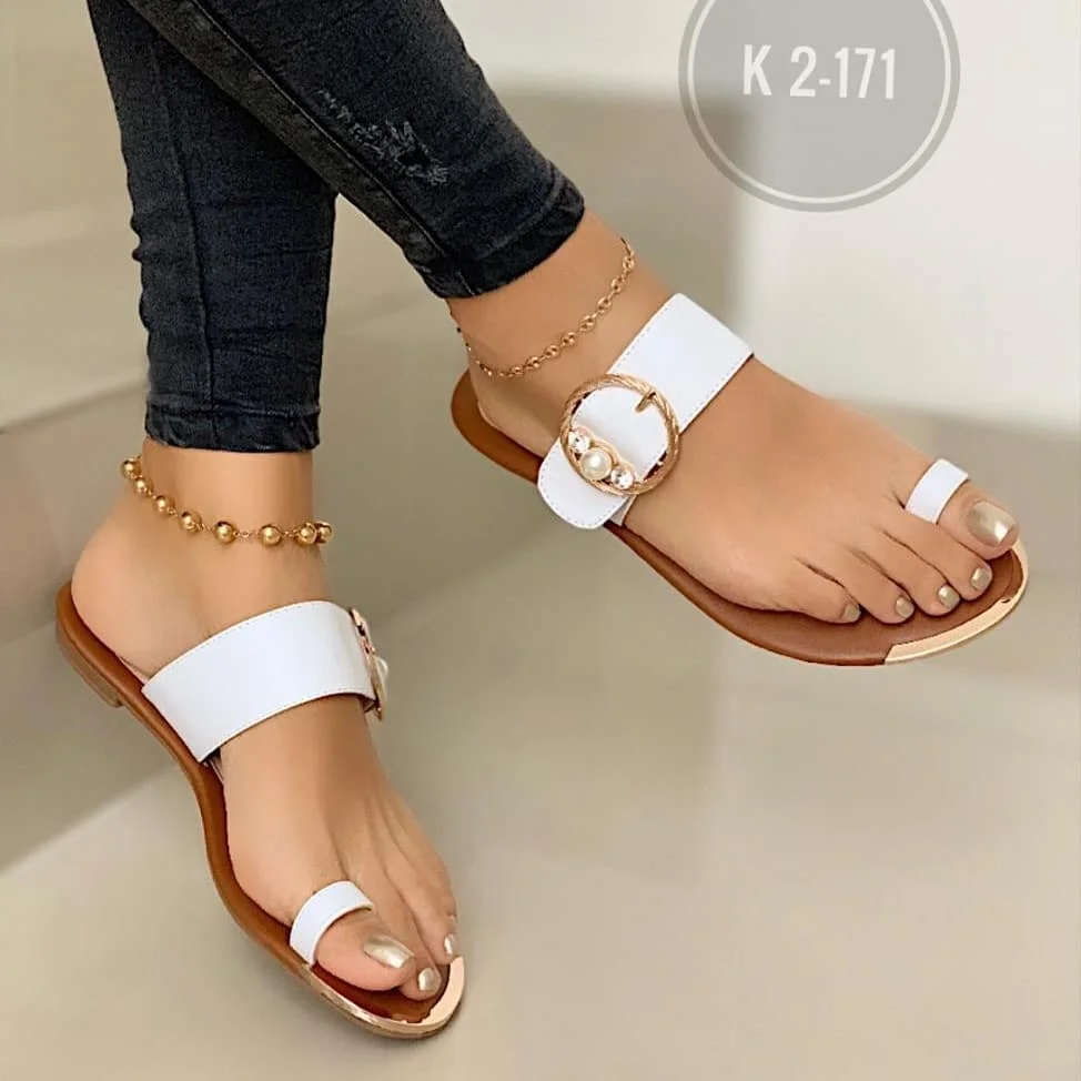 

Women's slippers new products in summer 2021 flat bottomed women's shoes belt buckle casual outdoor slippers drop shipping, White, black, gold