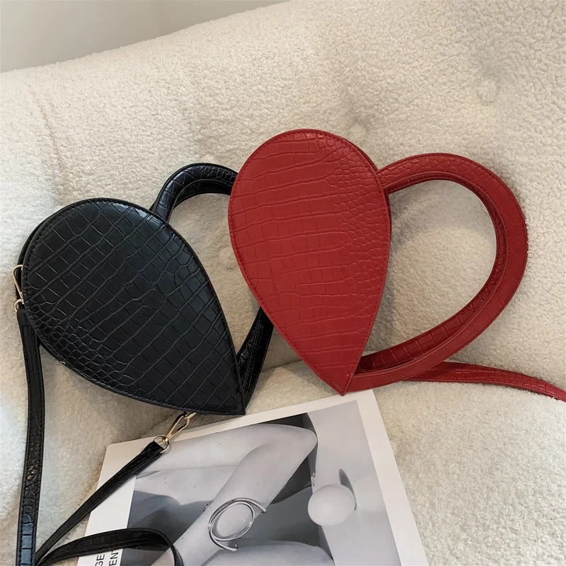 

Spring Shoulder Hand Bags Women Handbags Ladies Luxury 2022 Heart Shaped Crossbody Purses for Women, Customized color