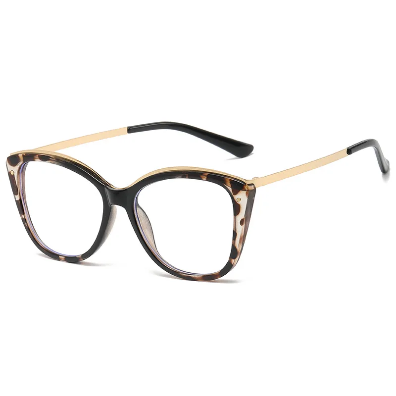 

Latest Trending Personalized Eyeglass Frames For Women Square Metal Glasses Frame Photochromic Anti Blue Light Glasses