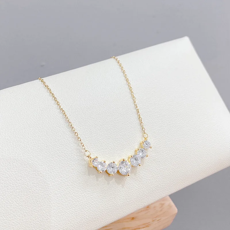 

Vintage Simple Arc Line Zircon Inlaid Chain Necklace for Women Fashion Geometric Design Female Choker Party Jewelry